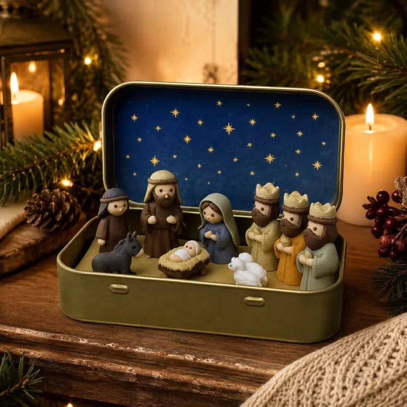 Pequeña escena de la Natividad, en formato de bolsillo, con estatua metálica, en una caja, una decoración religiosa portátil para el escritorio y un recuerdo navideño cristiano.