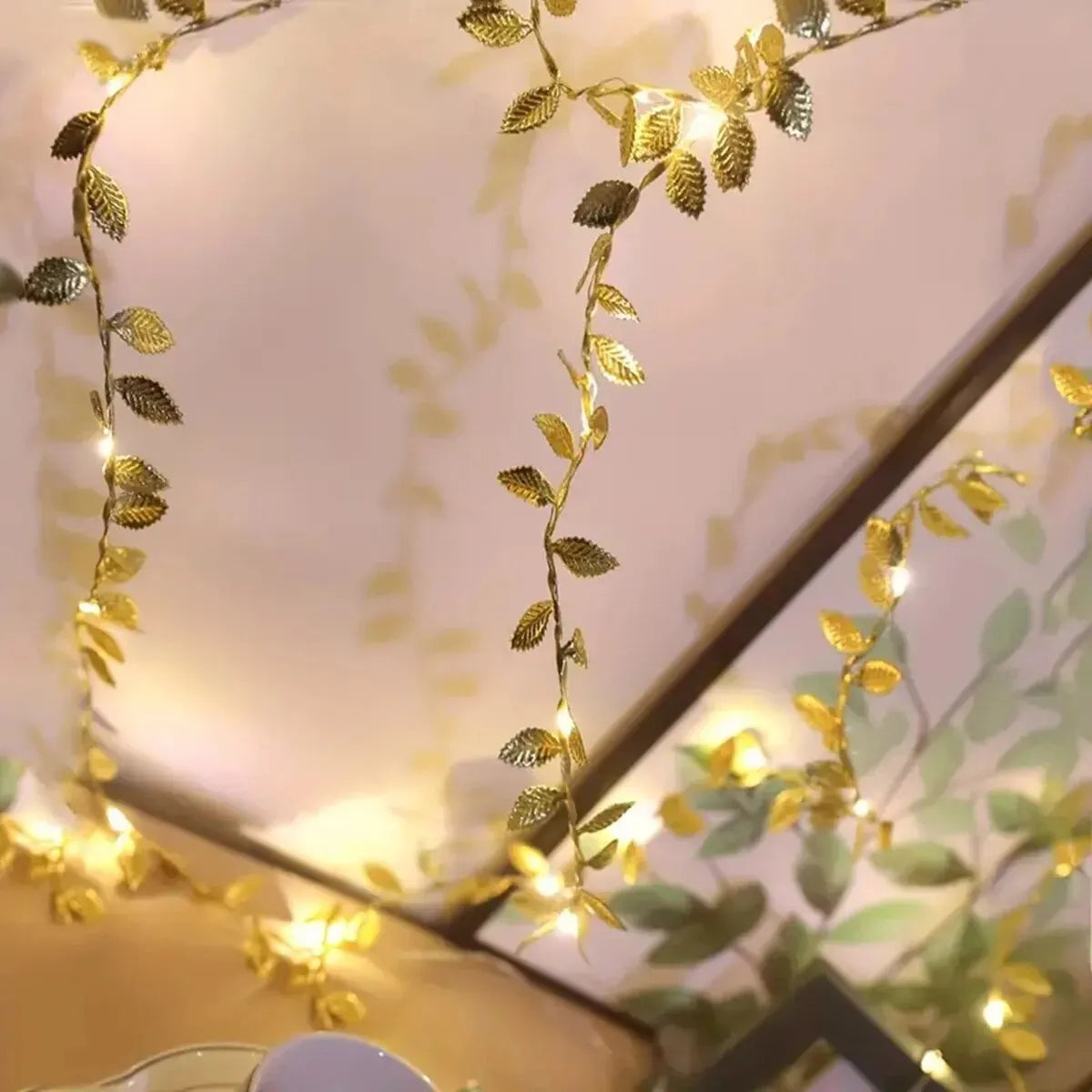 Guirnalda de luces Led de alambre de cobre con batería, 20Led, hojas pequeñas doradas, decoración de Navidad, bricolaje, boda, fiesta en casa, 2M, 1 unidad